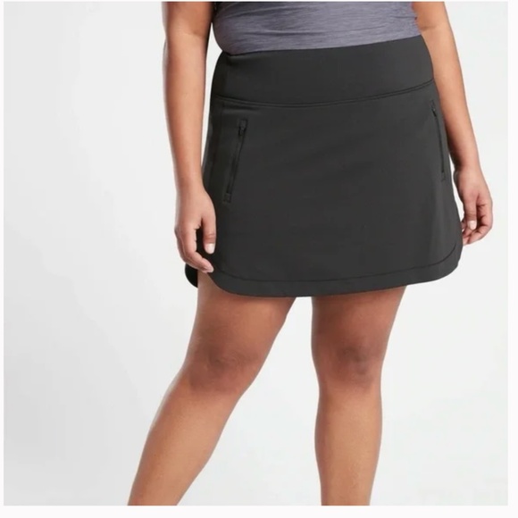 ATHLETA Fairway Skort 16” Size Large Black High Rise - Picture 2 of 15